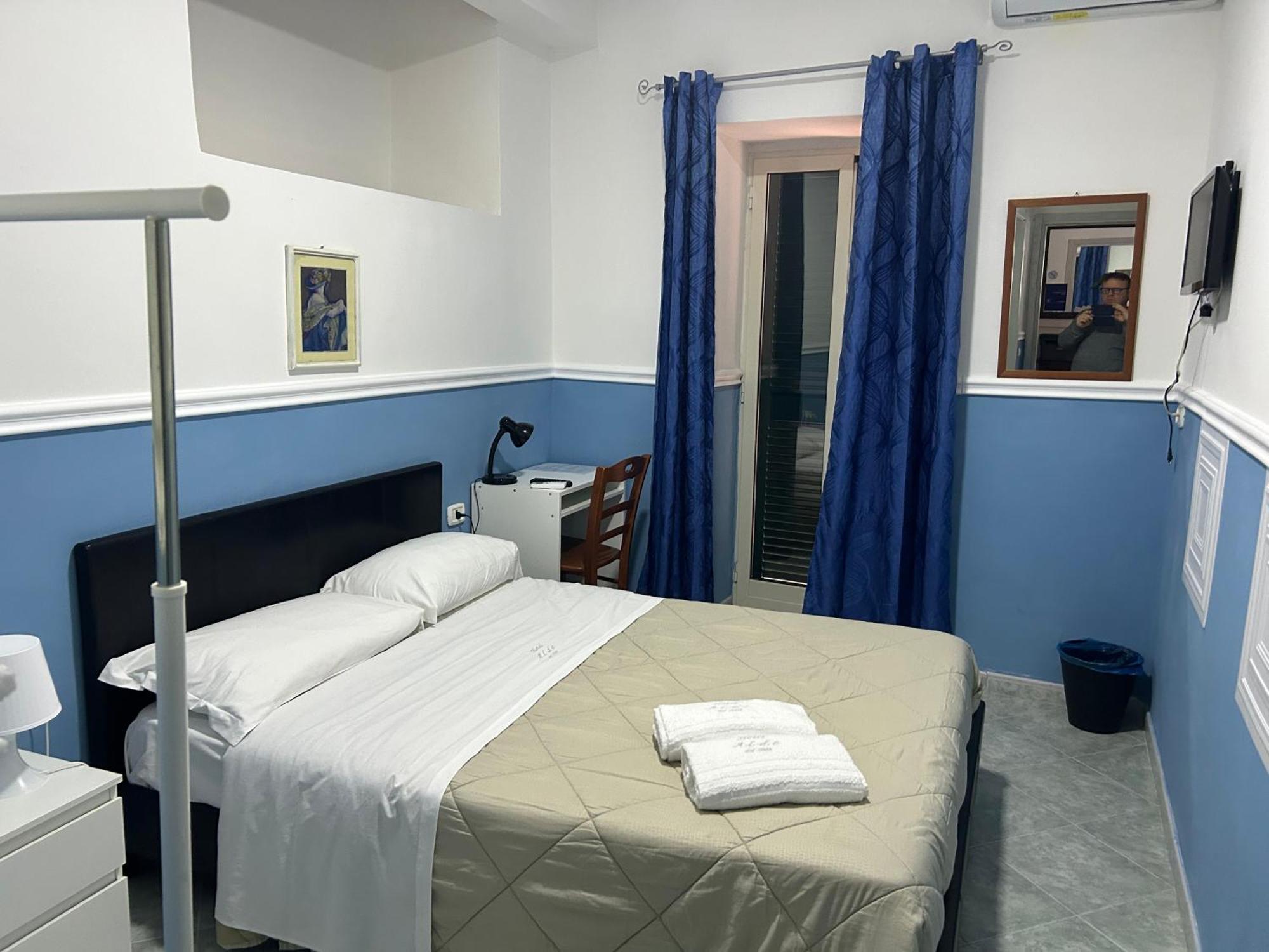 Hotel Alloggio Del Conte نابولي المظهر الخارجي الصورة