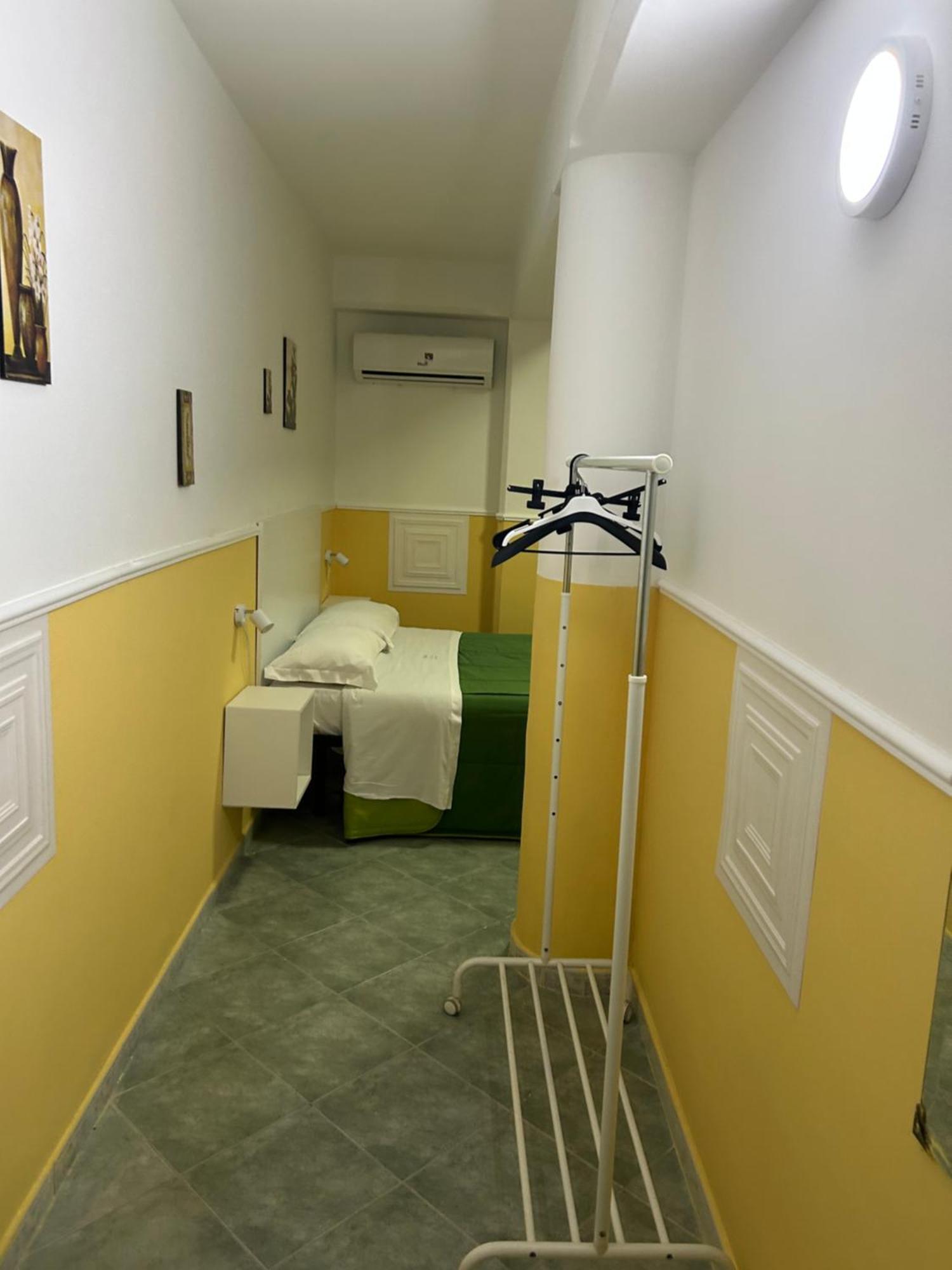 Hotel Alloggio Del Conte نابولي المظهر الخارجي الصورة