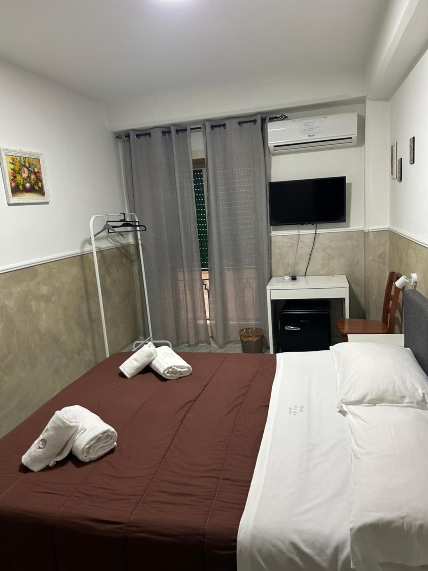 Hotel Alloggio Del Conte نابولي المظهر الخارجي الصورة